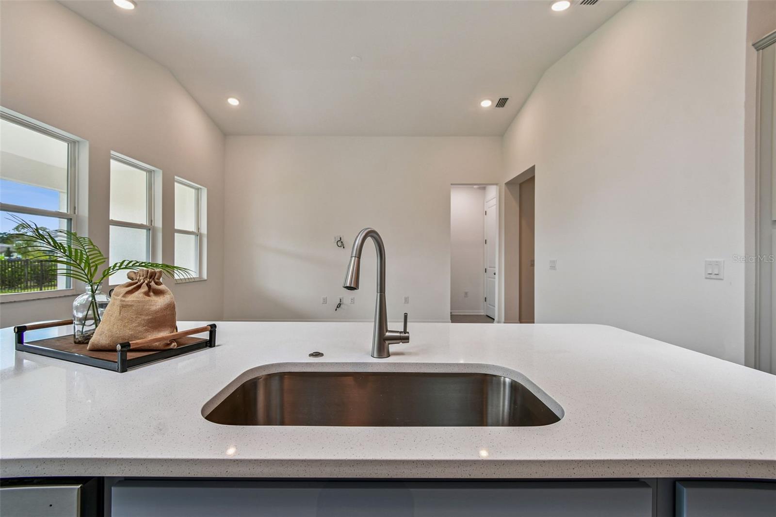 Image 10 of 77 For 11818 Moonsail Drive