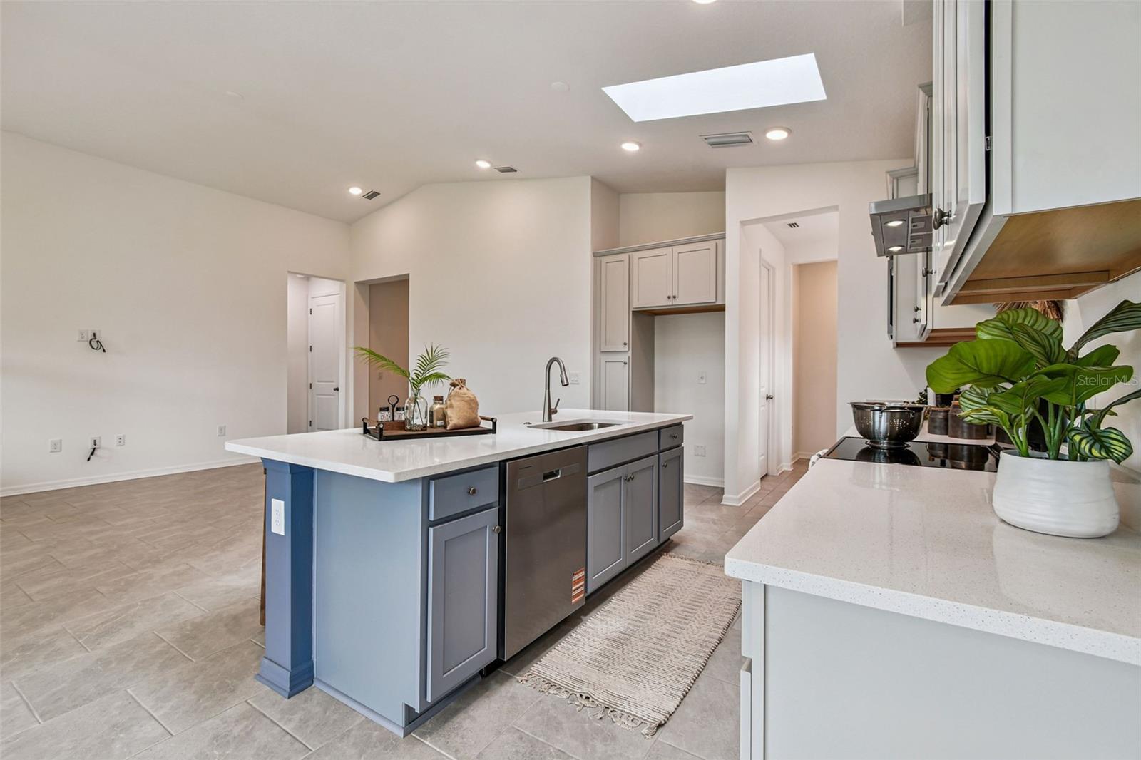 Image 11 of 77 For 11818 Moonsail Drive