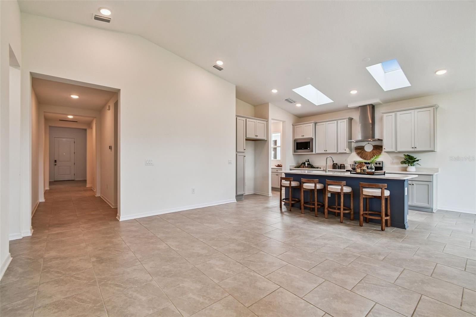 Image 16 of 77 For 11818 Moonsail Drive