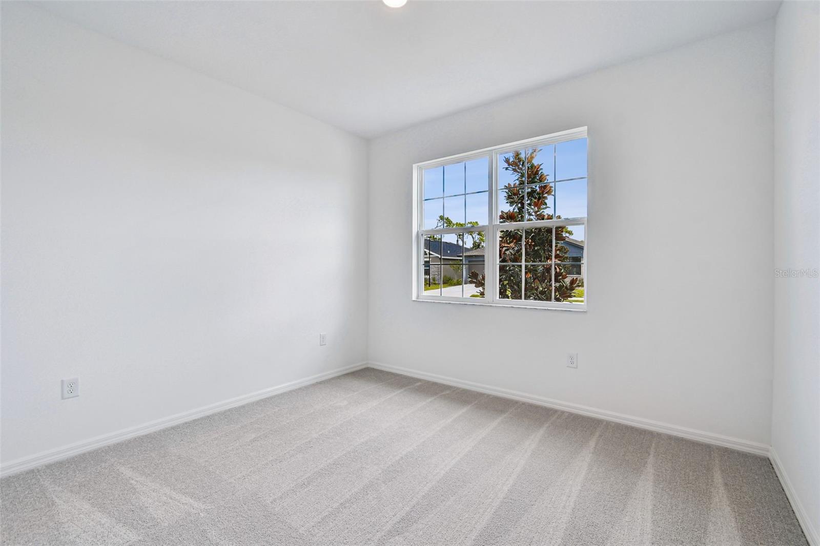 Image 28 of 77 For 11818 Moonsail Drive