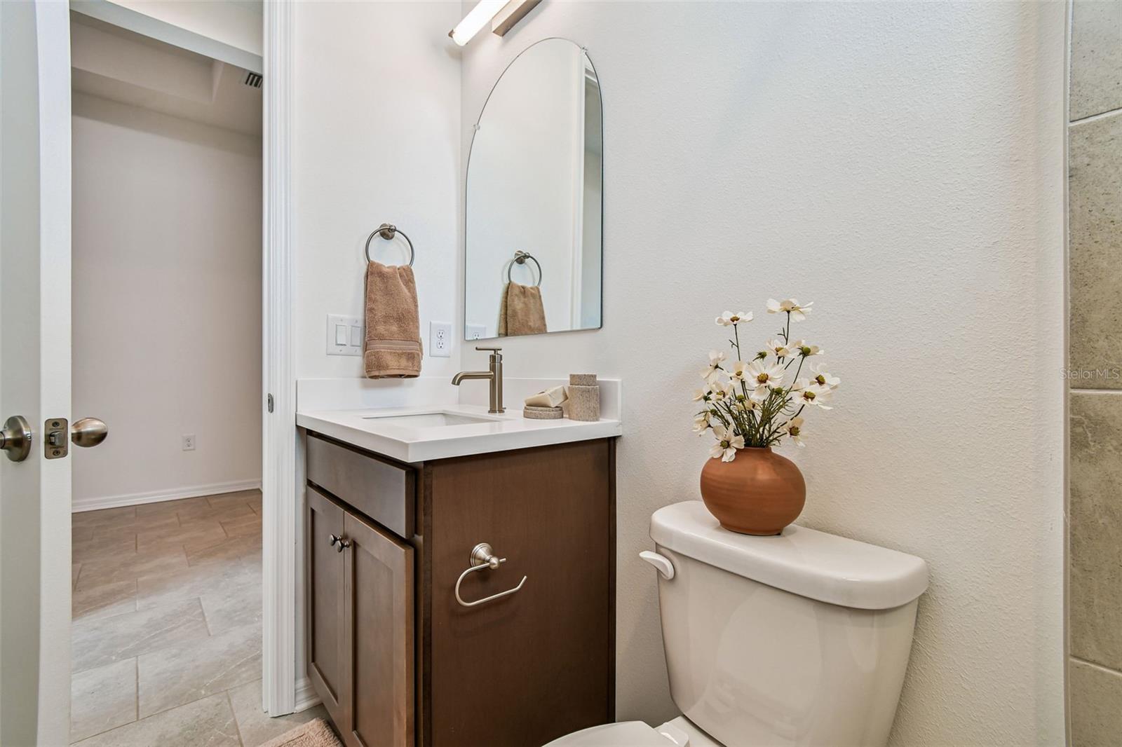 Image 32 of 77 For 11818 Moonsail Drive