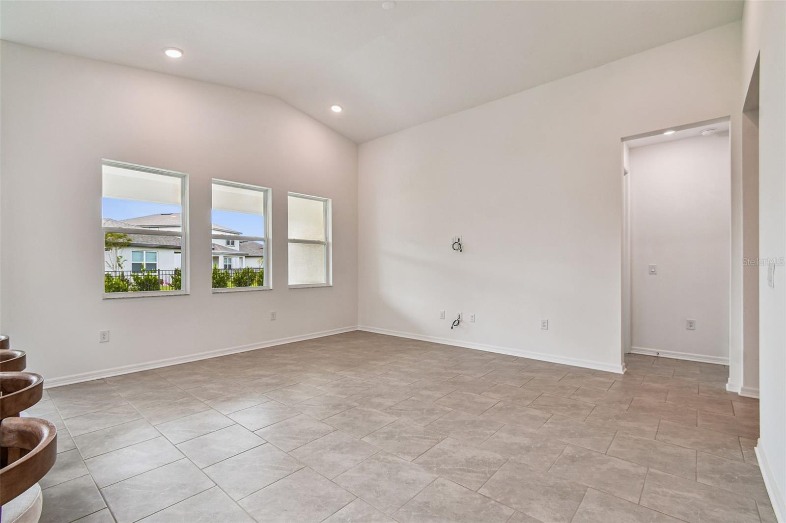 Image 45 of 77 For 11818 Moonsail Drive
