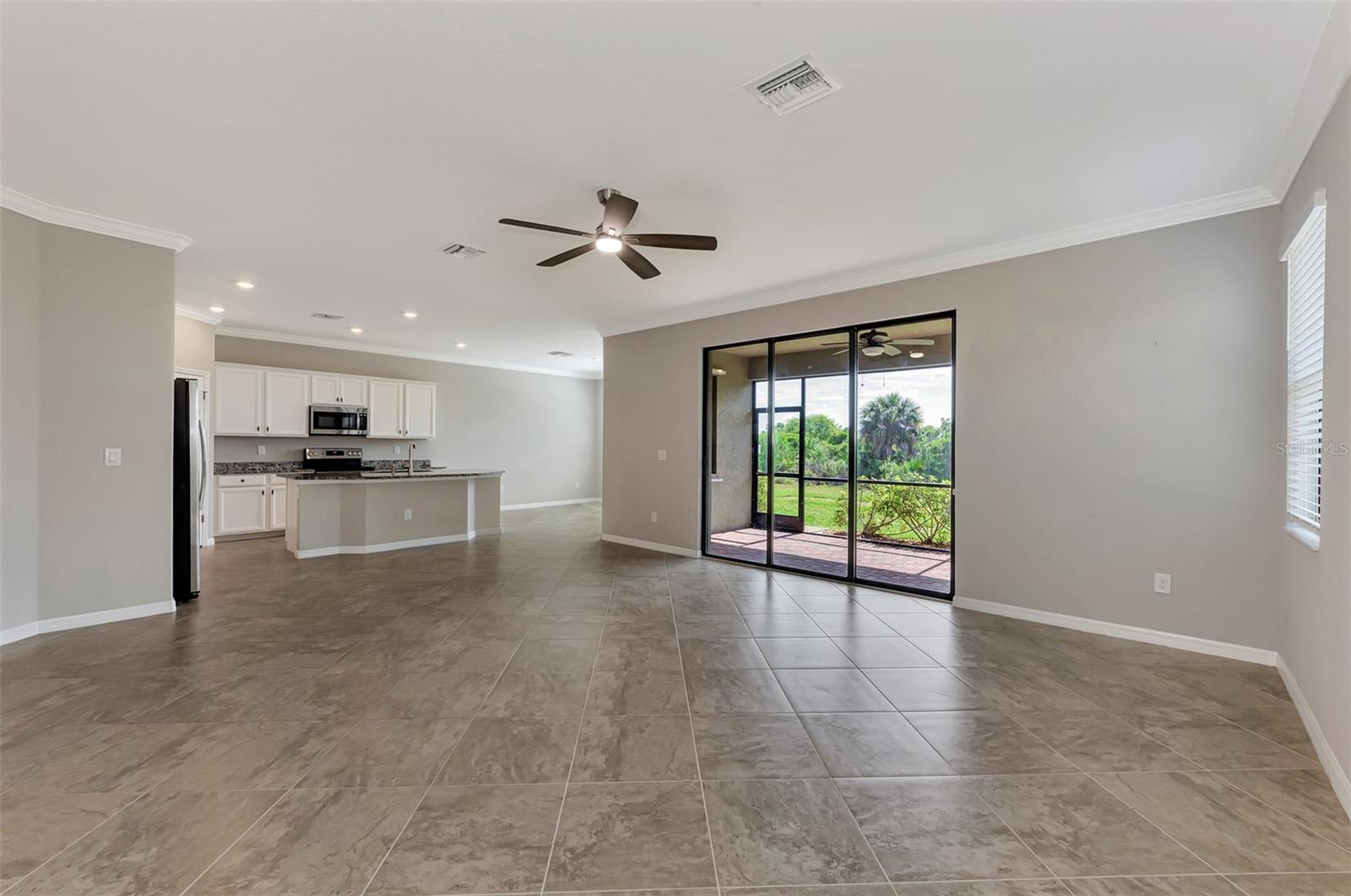 Image 11 of 42 For 10113 Fiddlewood Drive