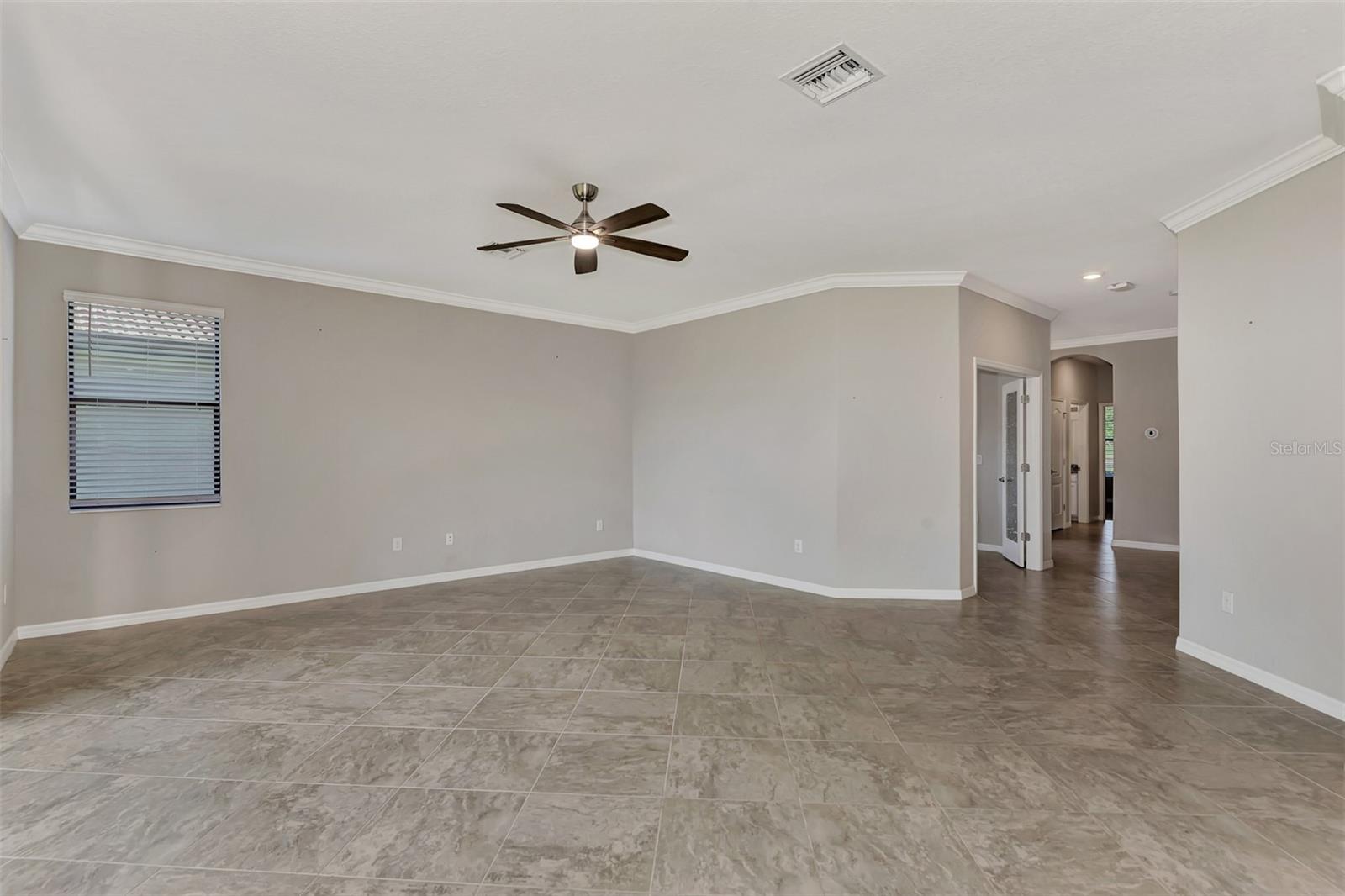 Image 12 of 42 For 10113 Fiddlewood Drive