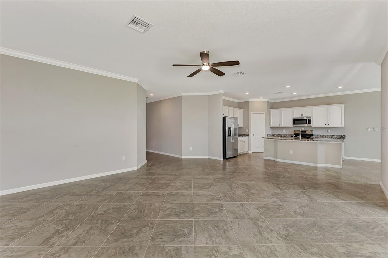Image 13 of 42 For 10113 Fiddlewood Drive