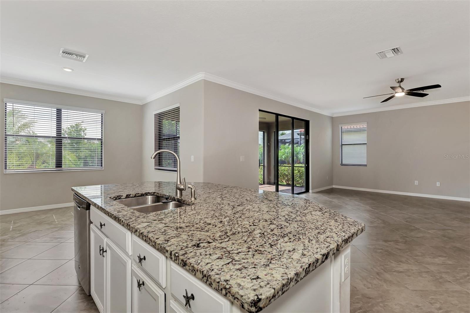 Image 20 of 42 For 10113 Fiddlewood Drive
