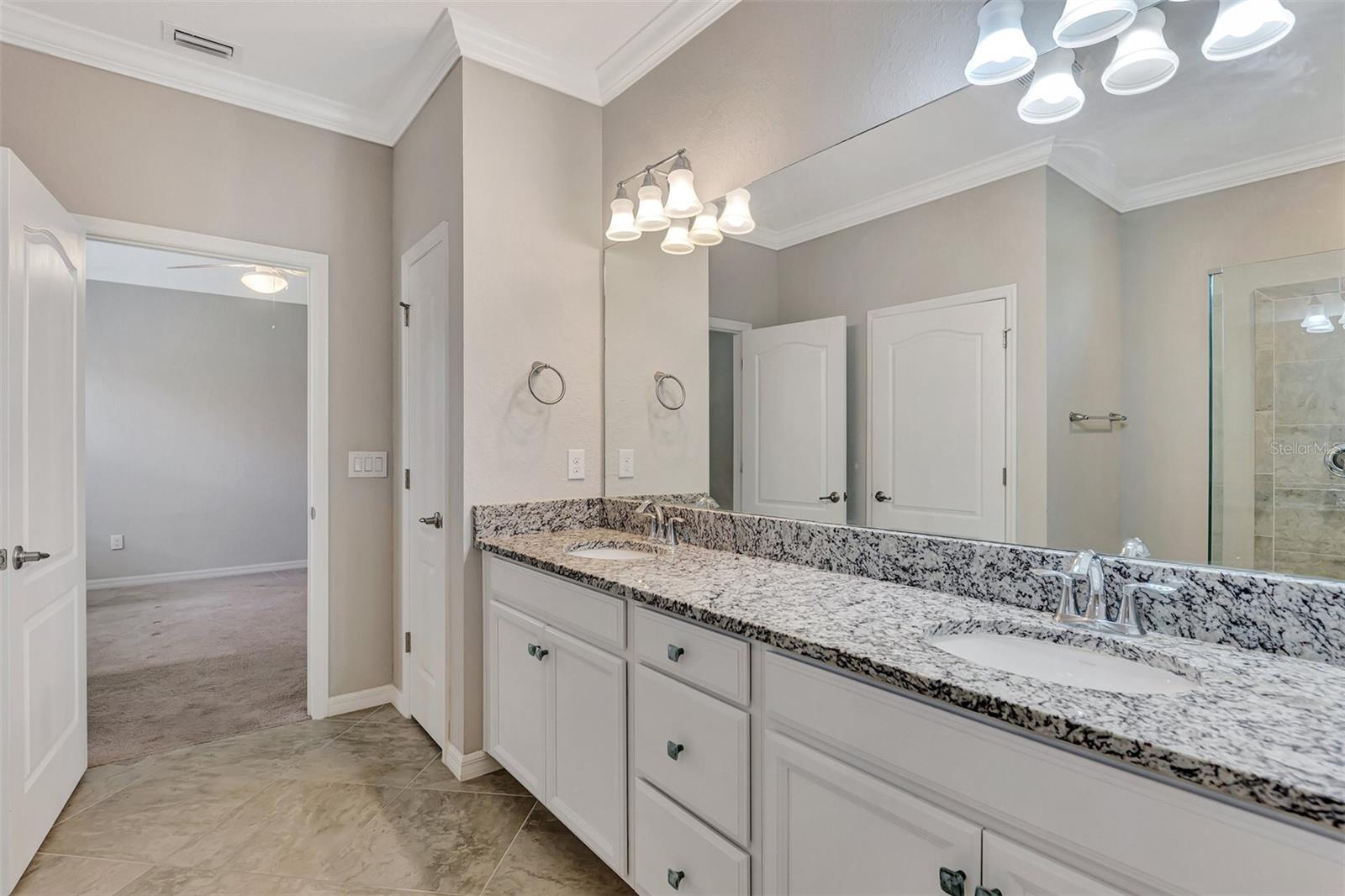 Image 29 of 42 For 10113 Fiddlewood Drive