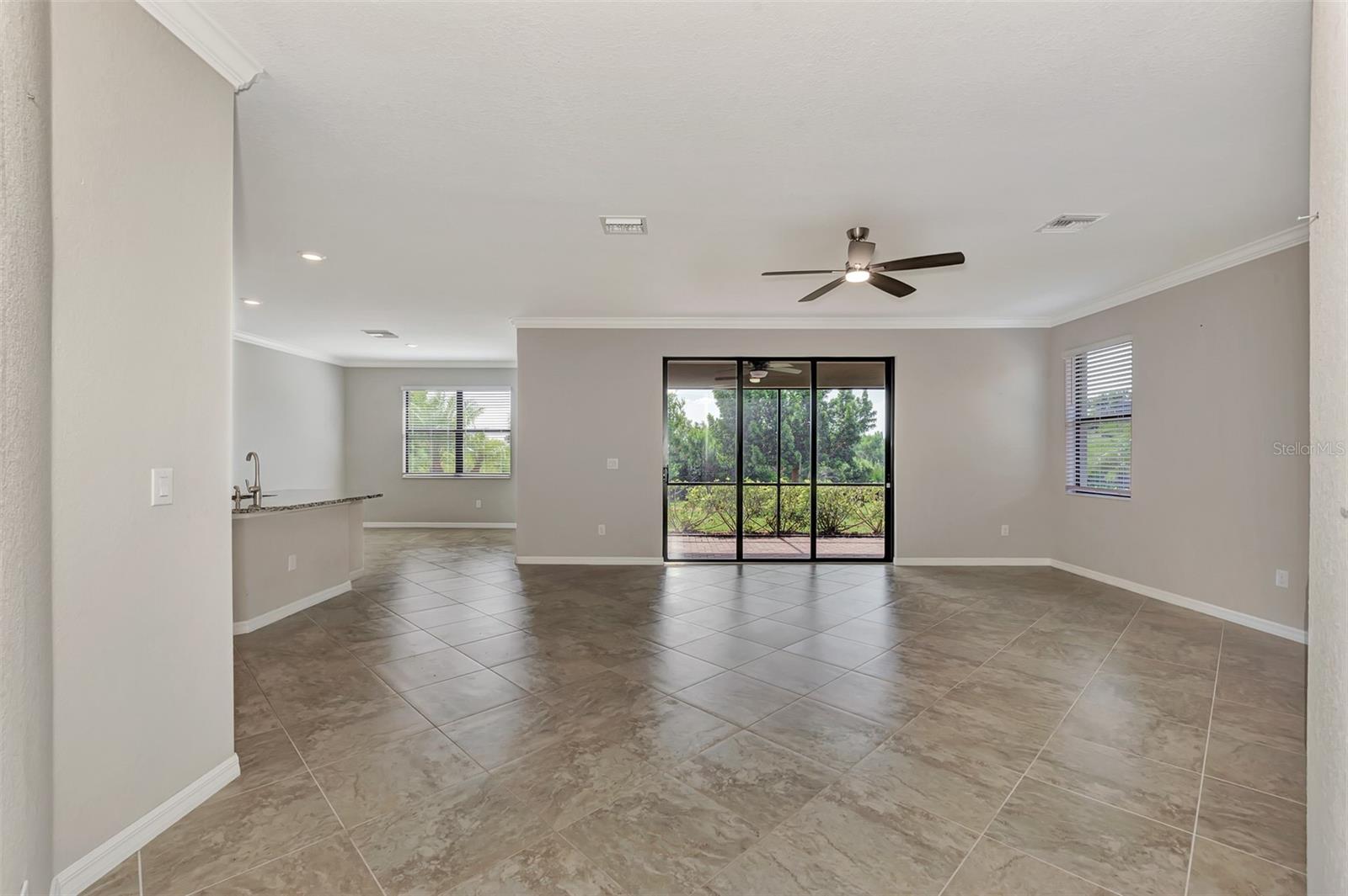 Image 8 of 42 For 10113 Fiddlewood Drive