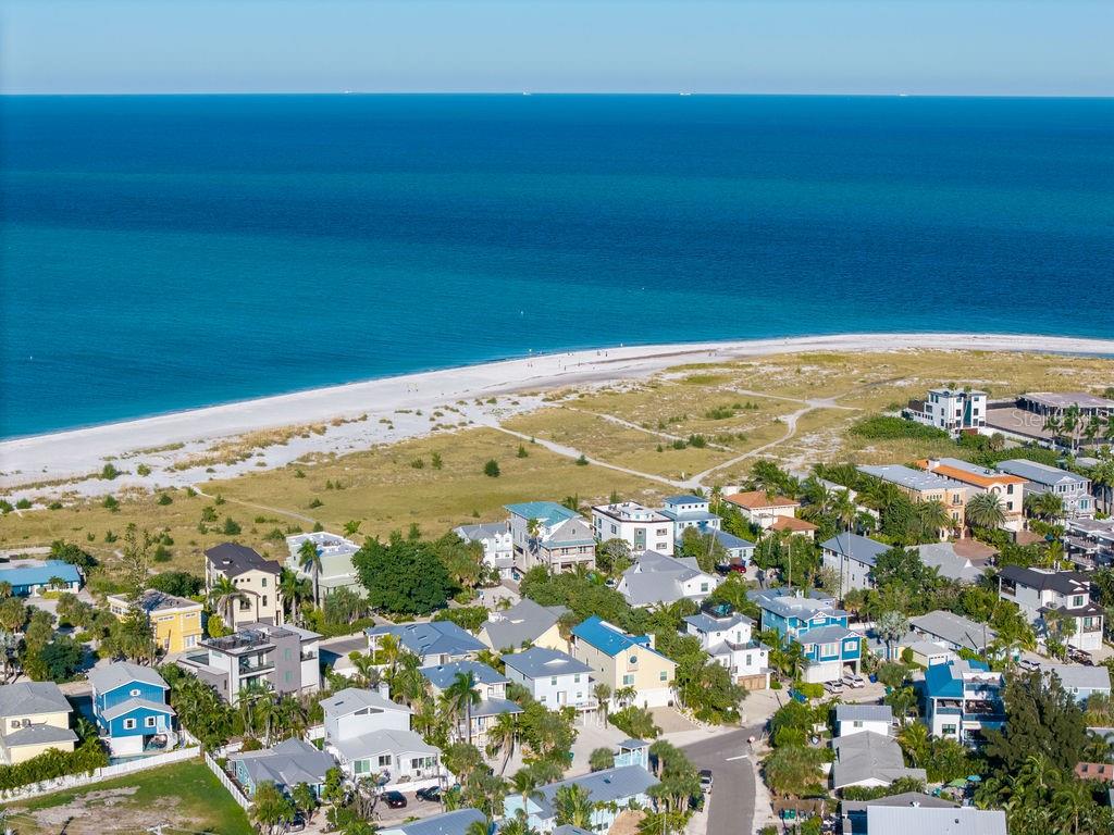 Image 37 of 50 For 785 Jacaranda Road