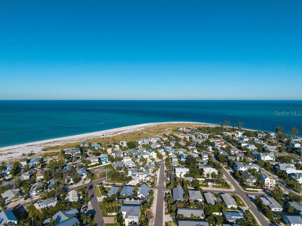 Image 38 of 50 For 785 Jacaranda Road