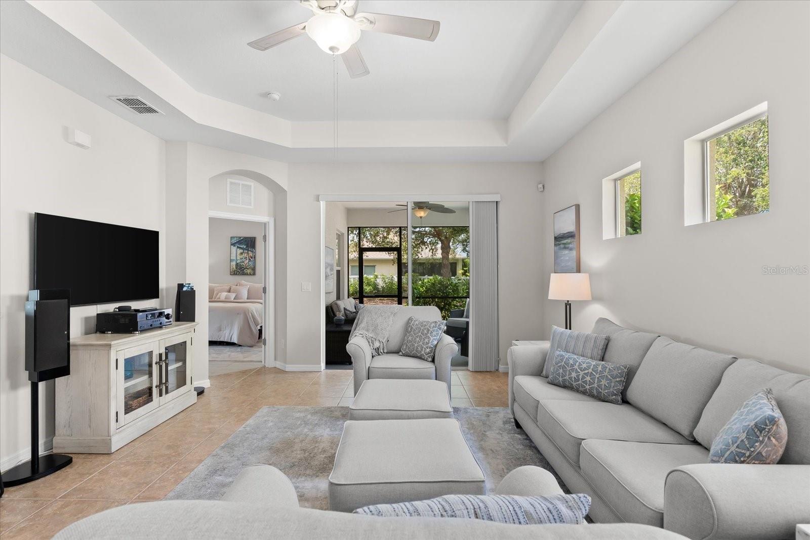 Image 11 of 68 For 4954 Newport News Circle