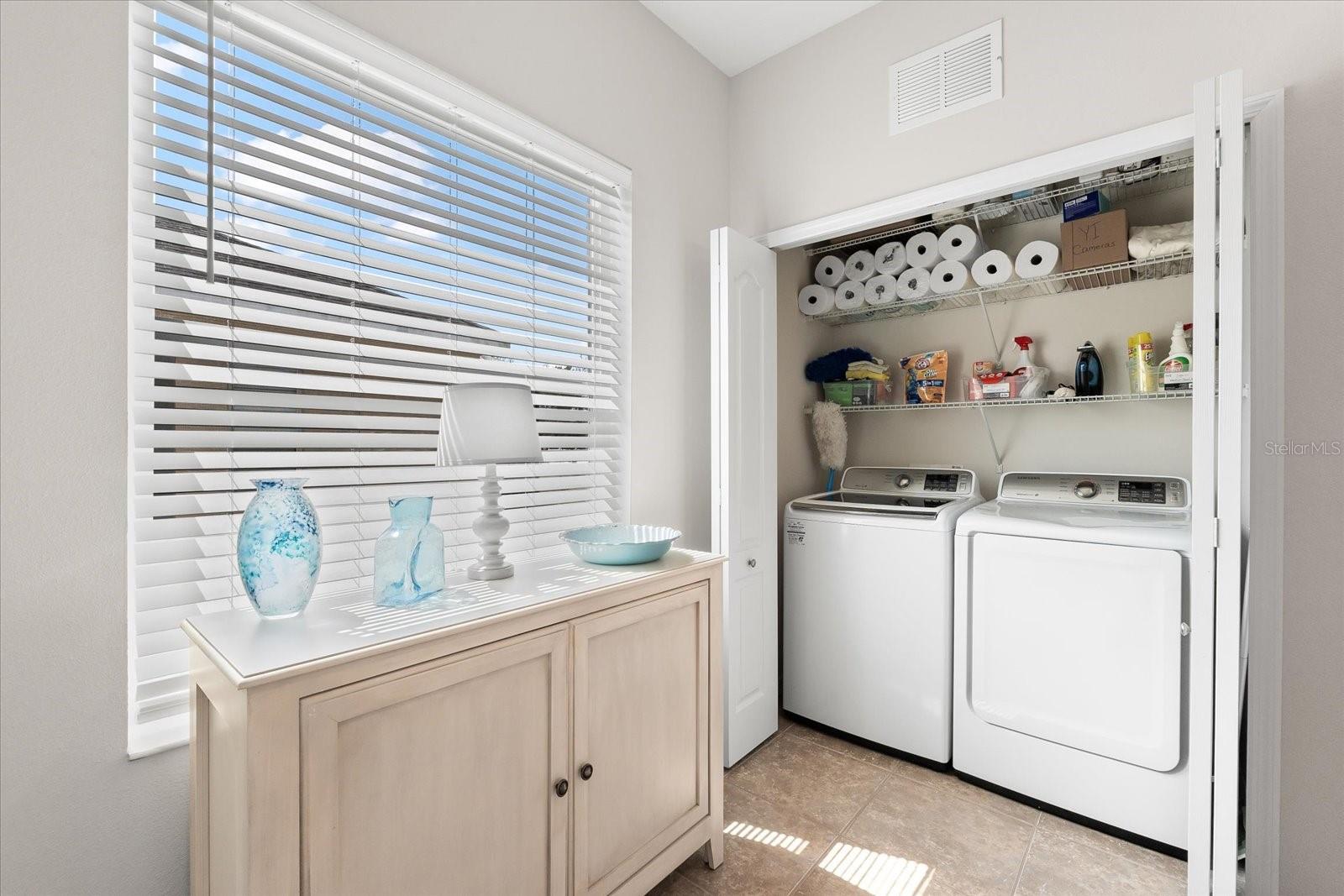 Image 22 of 68 For 4954 Newport News Circle