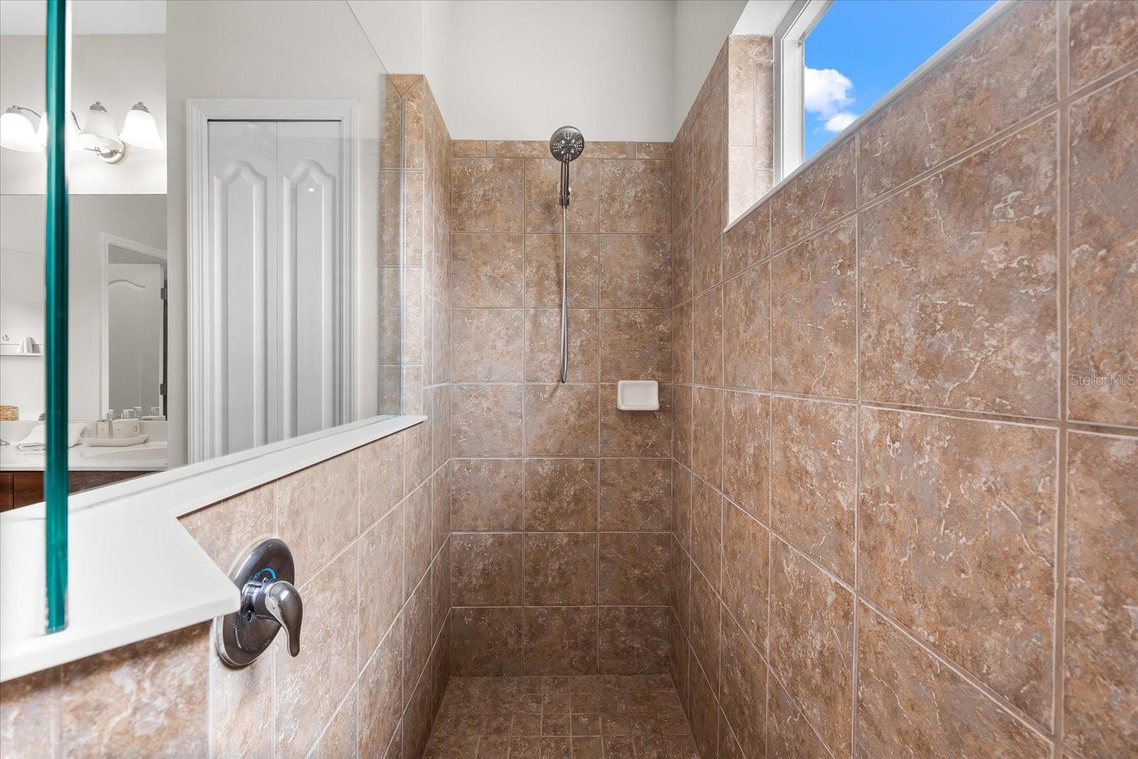 Image 39 of 68 For 4954 Newport News Circle
