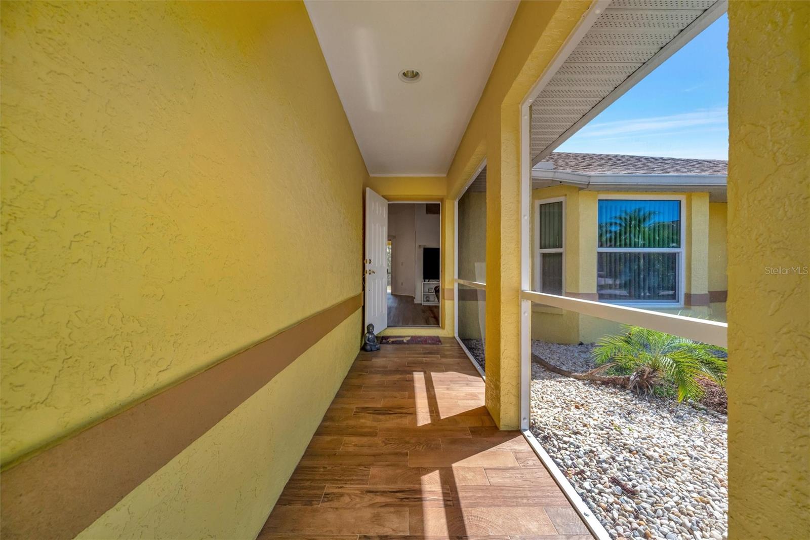 Image 12 of 58 For 27142 Villarrica Drive