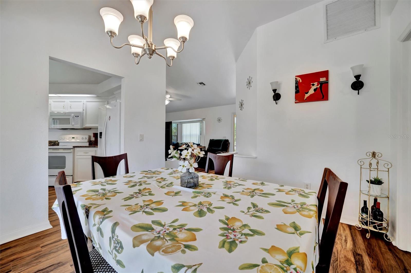 Image 21 of 58 For 27142 Villarrica Drive