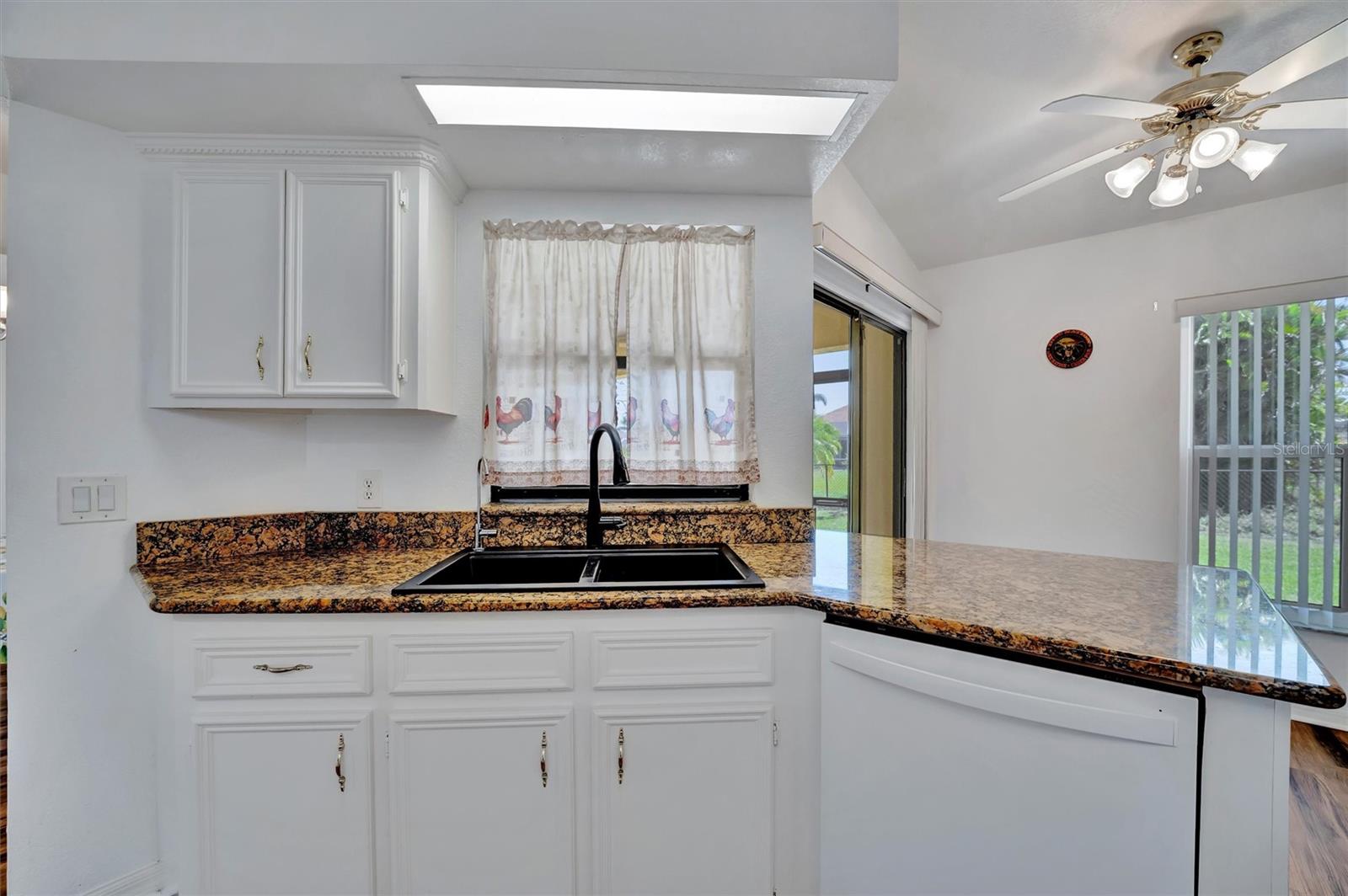 Image 25 of 58 For 27142 Villarrica Drive