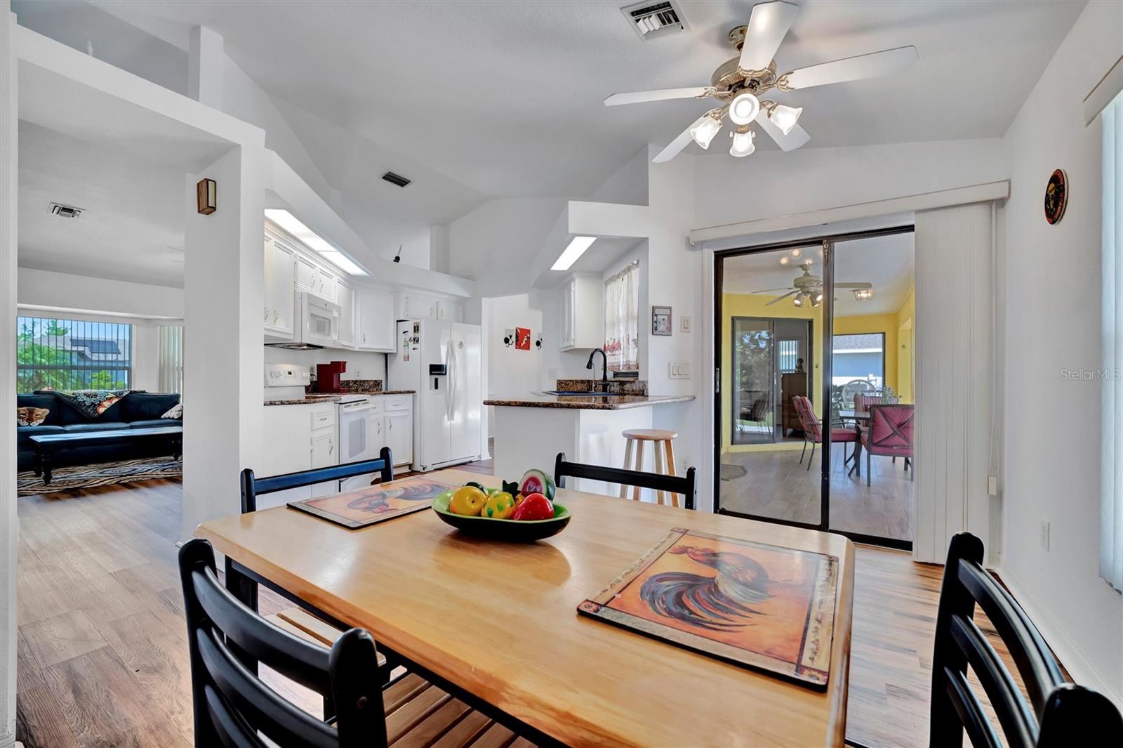Image 32 of 58 For 27142 Villarrica Drive