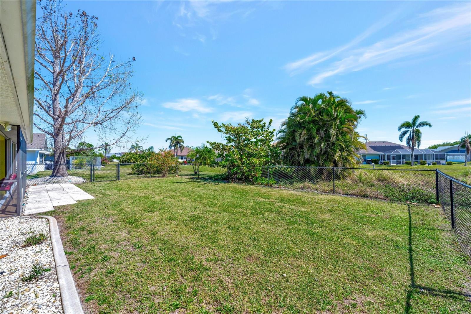 Image 43 of 58 For 27142 Villarrica Drive