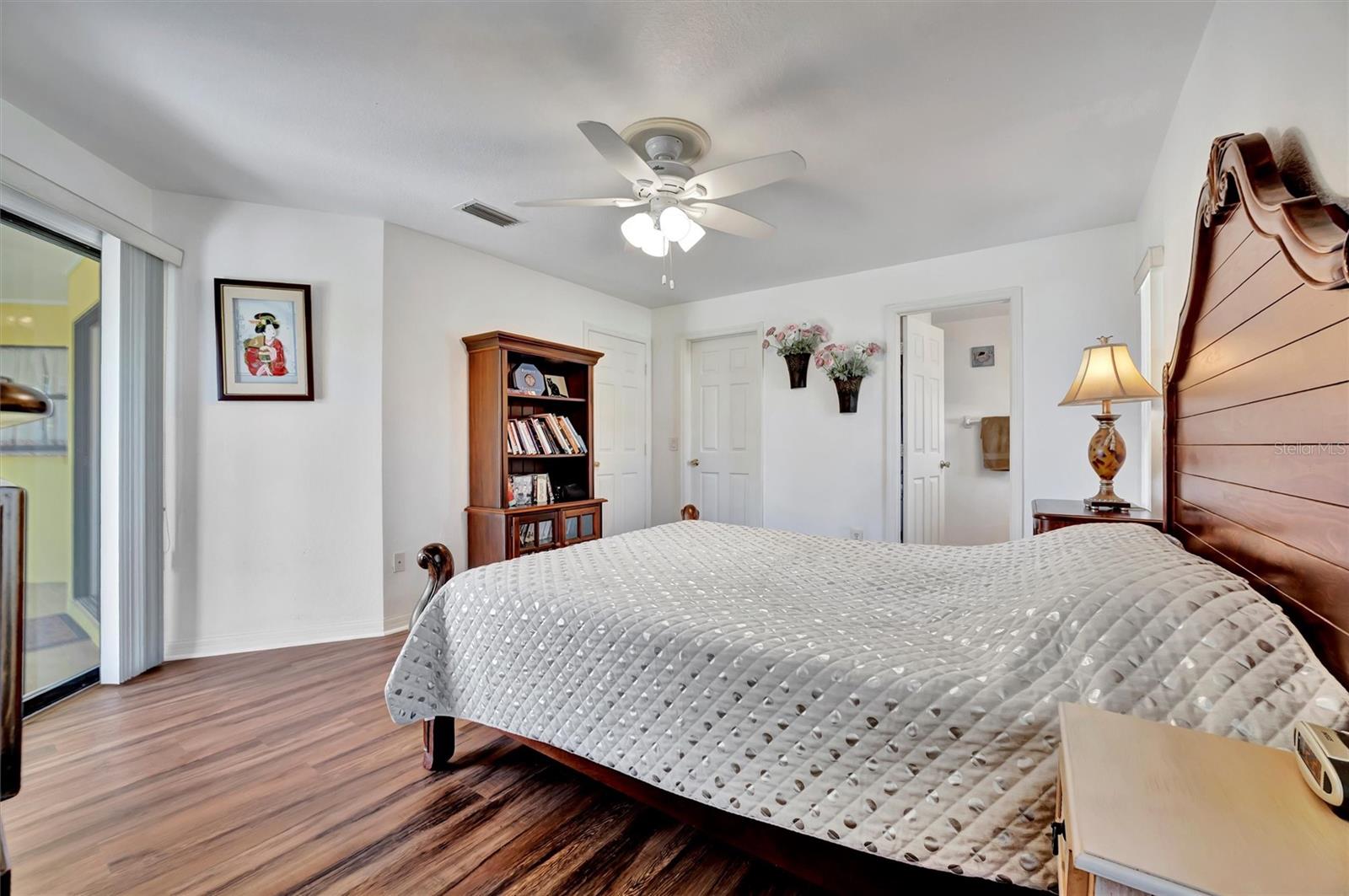 Image 46 of 58 For 27142 Villarrica Drive