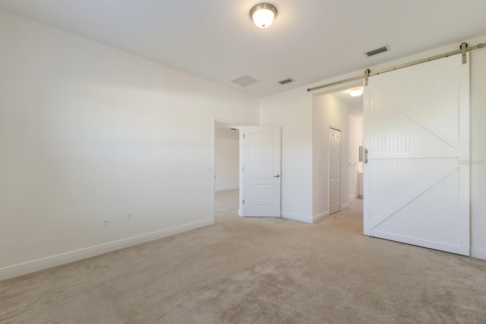 Image 14 of 27 For 7742 Ridgelake Circle