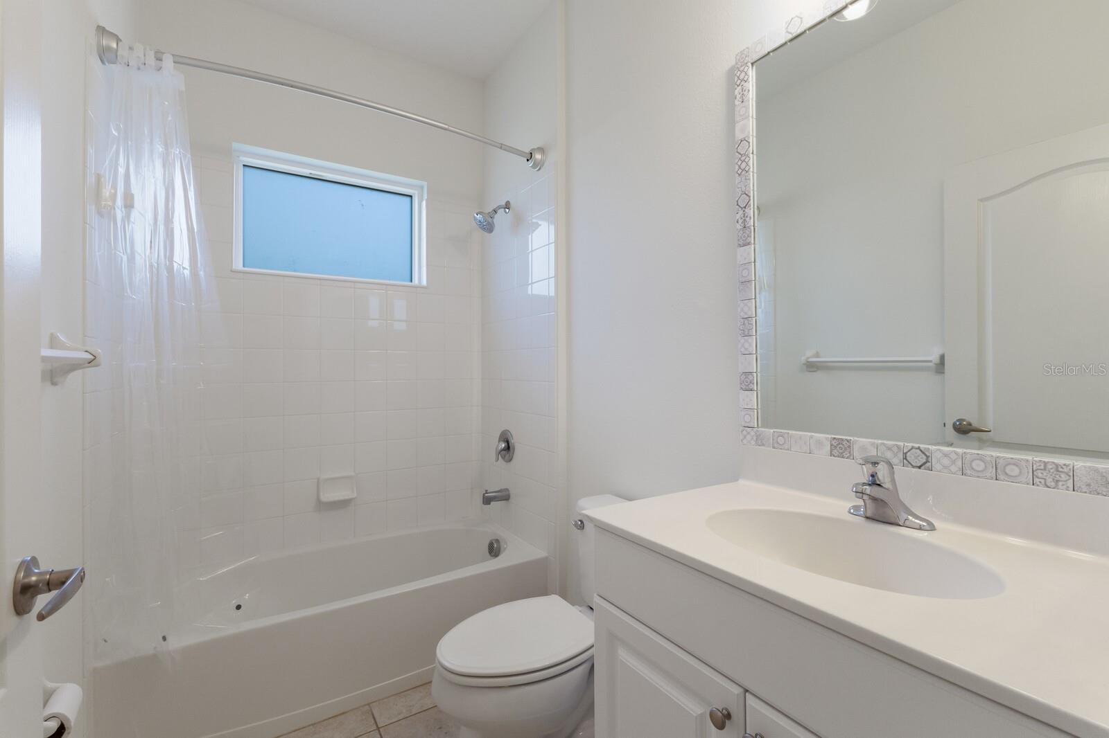 Image 18 of 27 For 7742 Ridgelake Circle
