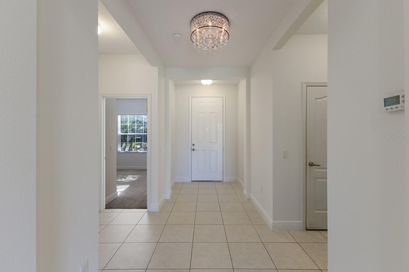Image 4 of 27 For 7742 Ridgelake Circle