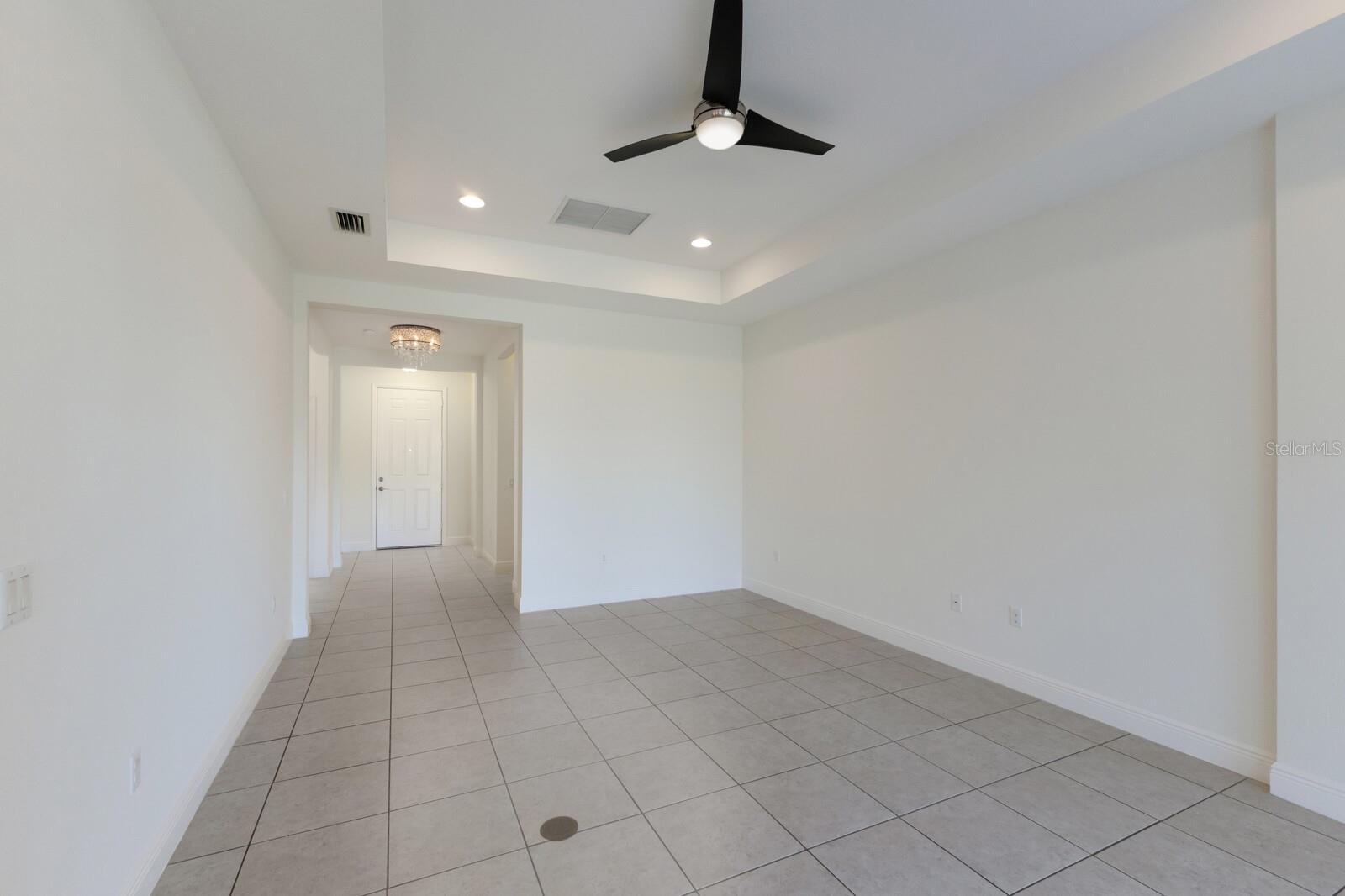 Image 6 of 27 For 7742 Ridgelake Circle