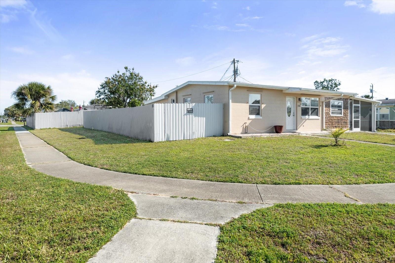 Image 33 of 37 For 8798 Herbison Avenue