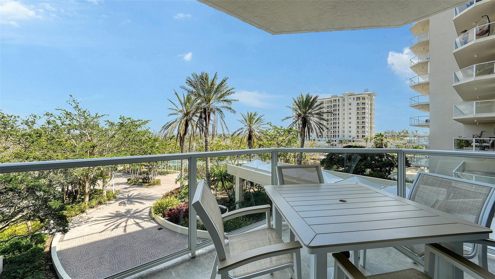 Image 16 of 61 For 1800 Benjamin Franklin Drive B308