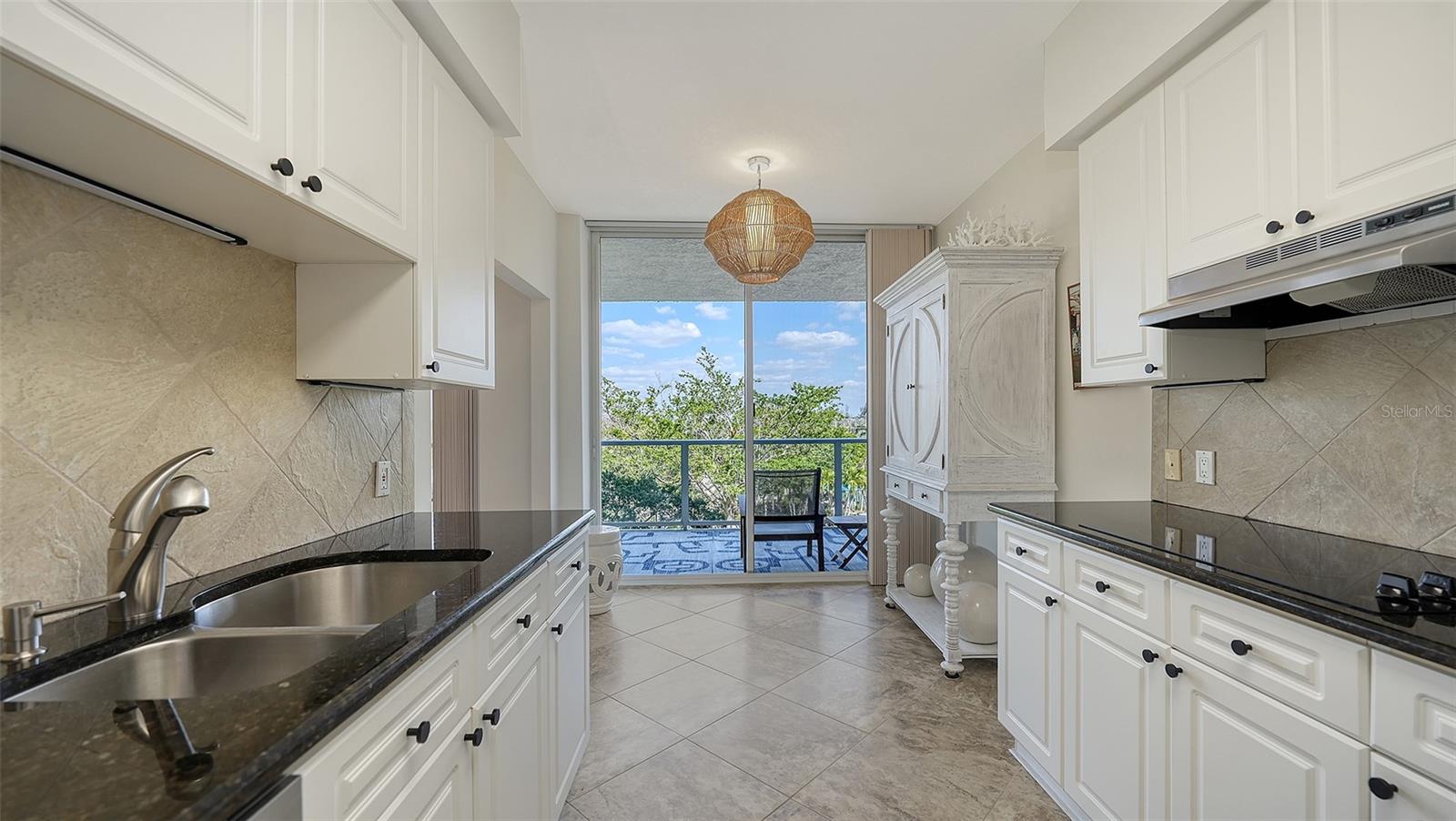 Image 20 of 61 For 1800 Benjamin Franklin Drive B308