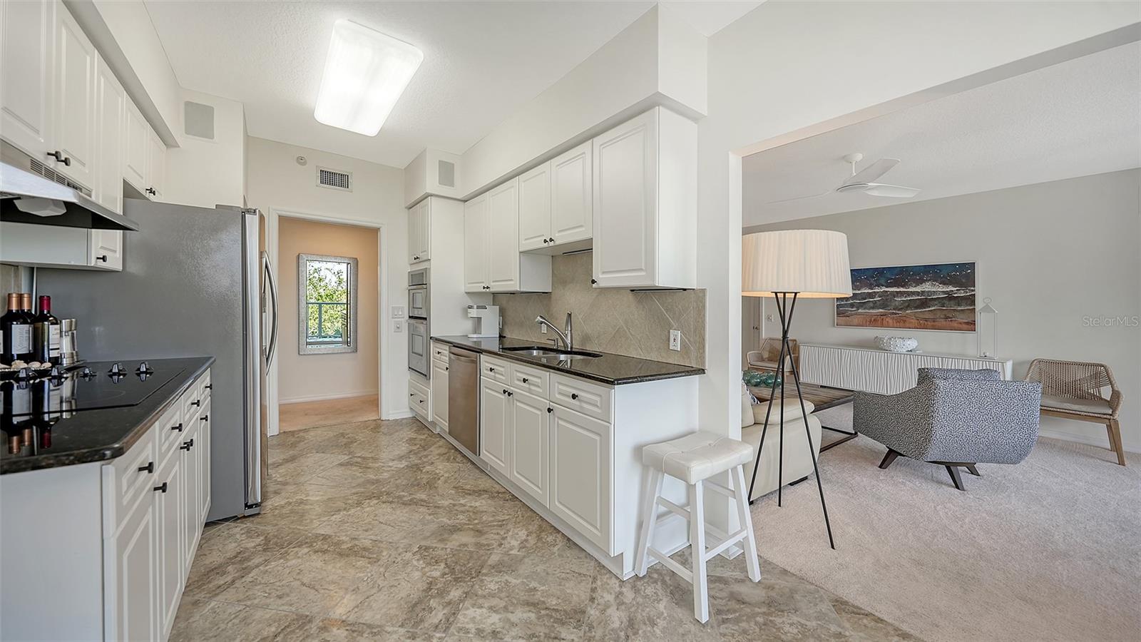 Image 22 of 61 For 1800 Benjamin Franklin Drive B308