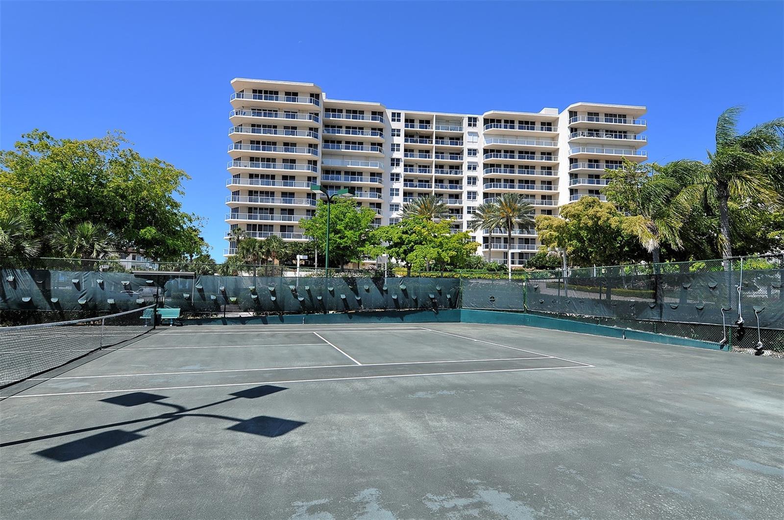 Image 54 of 61 For 1800 Benjamin Franklin Drive B308