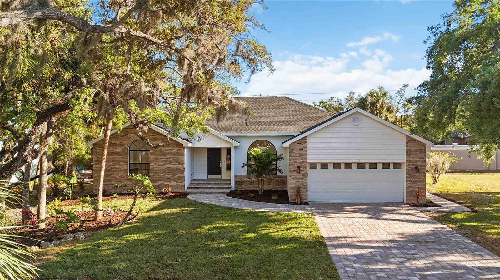 Details for 4444 Robin Hood Trl W, SARASOTA, FL 34232