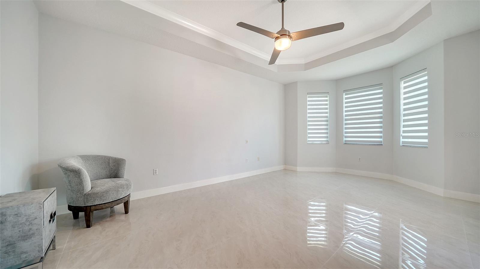 Image 20 of 49 For 4912 Old Oakleaf Drive