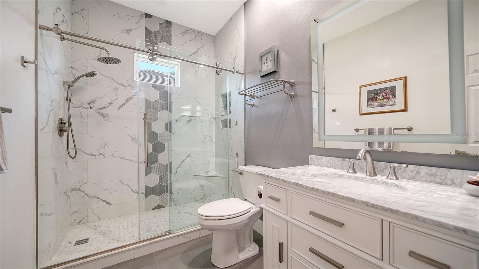 Image 30 of 49 For 4912 Old Oakleaf Drive