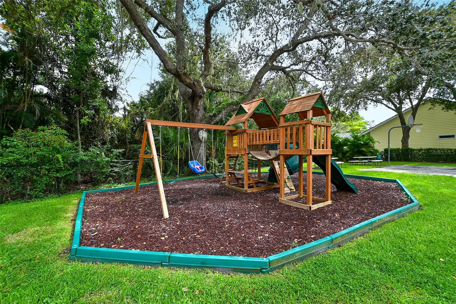 Image 49 of 49 For 4912 Old Oakleaf Drive