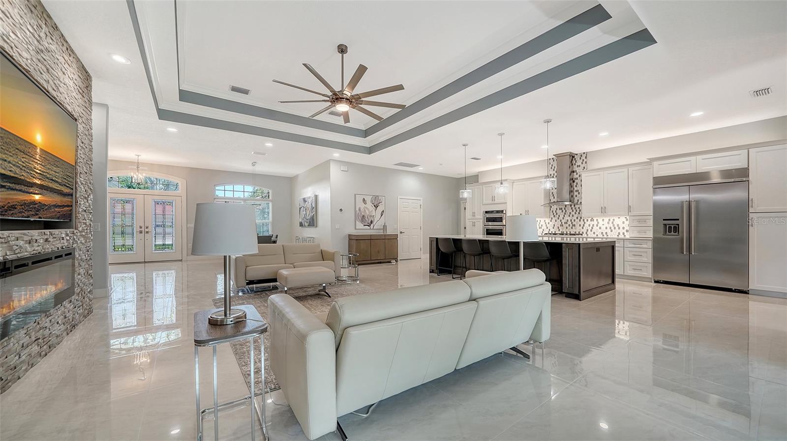Image 8 of 49 For 4912 Old Oakleaf Drive