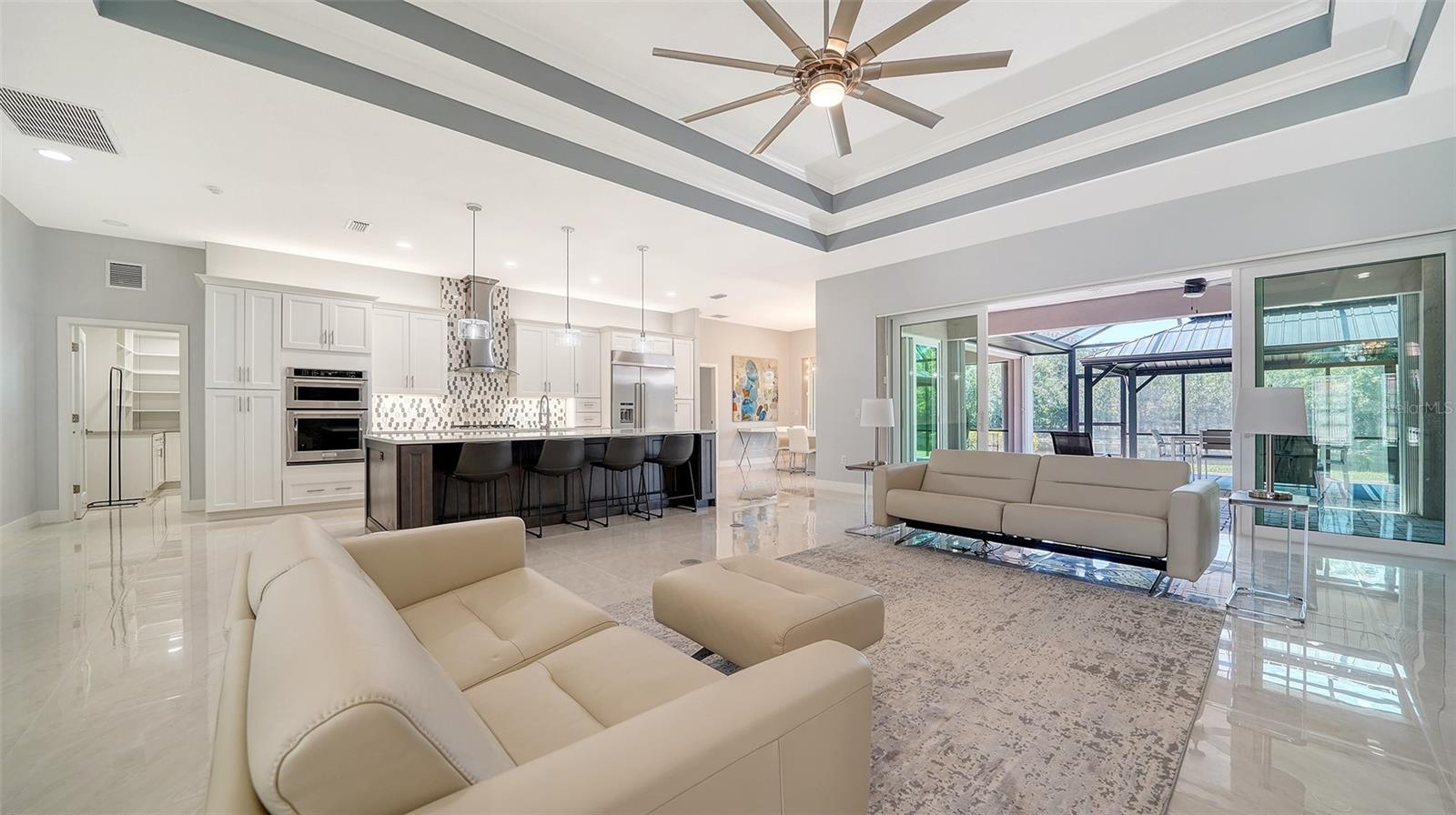 Image 9 of 49 For 4912 Old Oakleaf Drive