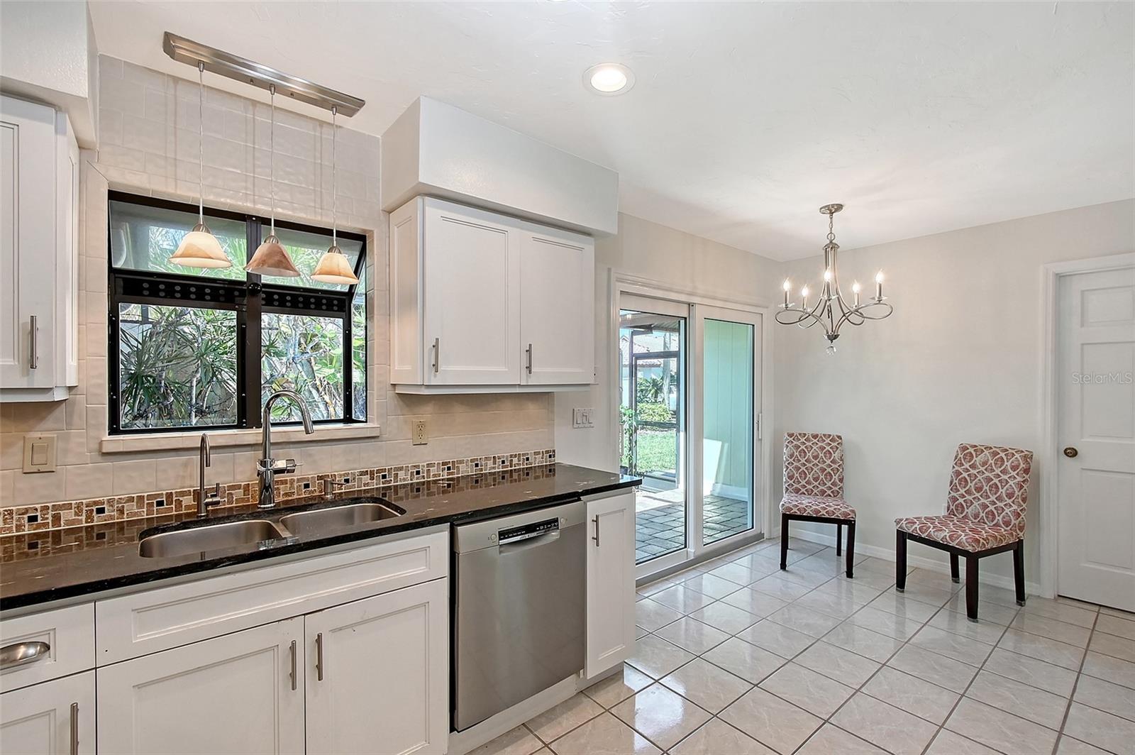 Image 12 of 82 For 3704 Prairie Dunes Drive