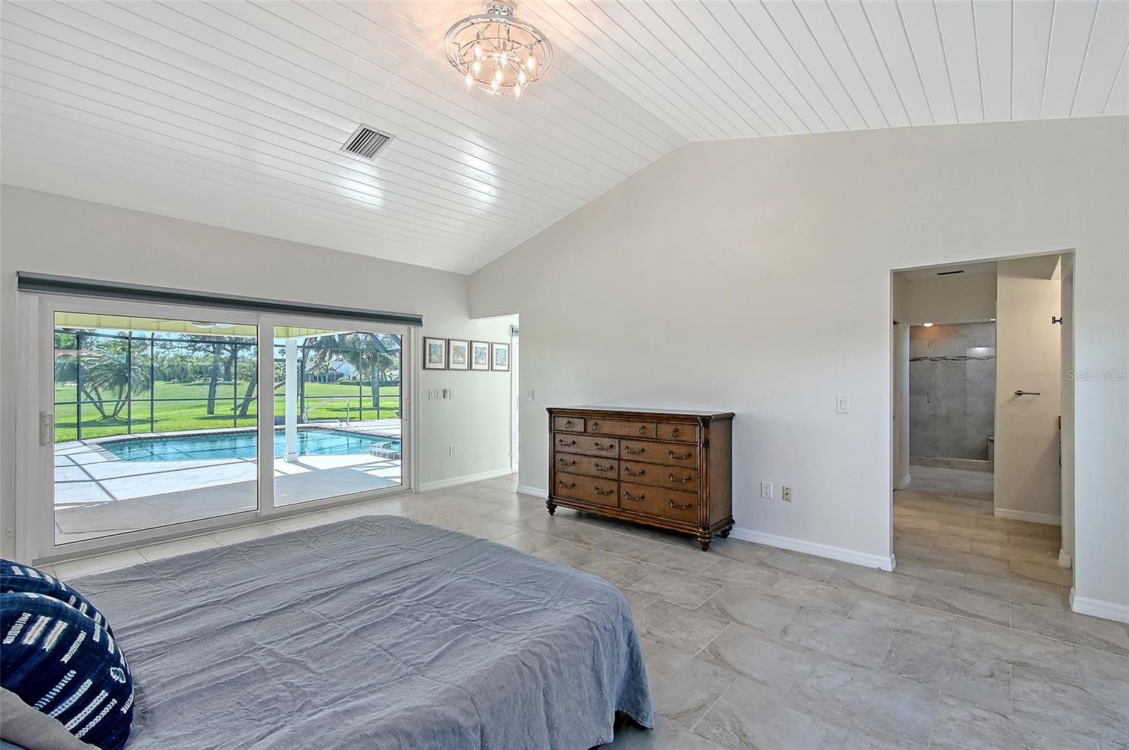 Image 33 of 82 For 3704 Prairie Dunes Drive