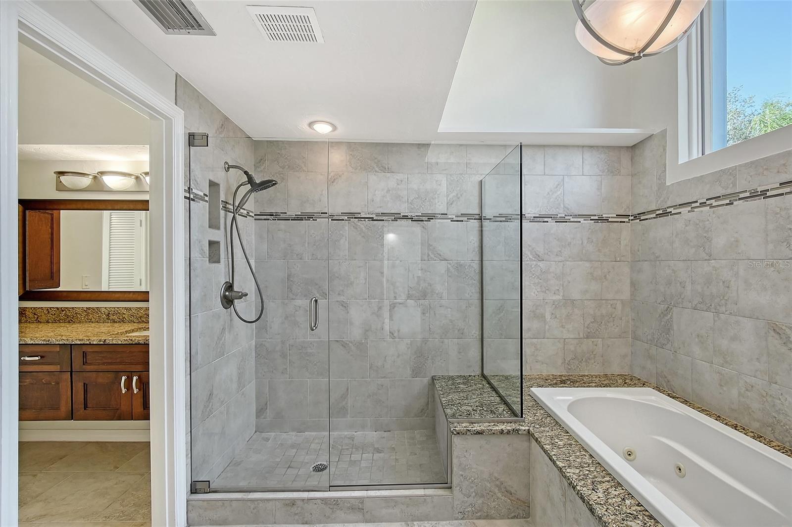 Image 40 of 82 For 3704 Prairie Dunes Drive