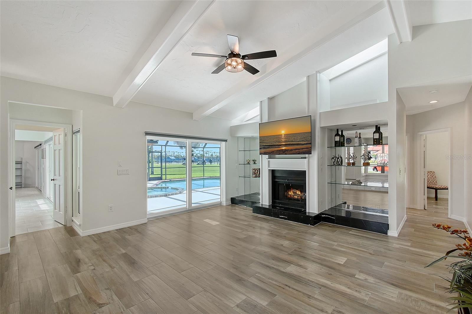 Image 7 of 82 For 3704 Prairie Dunes Drive