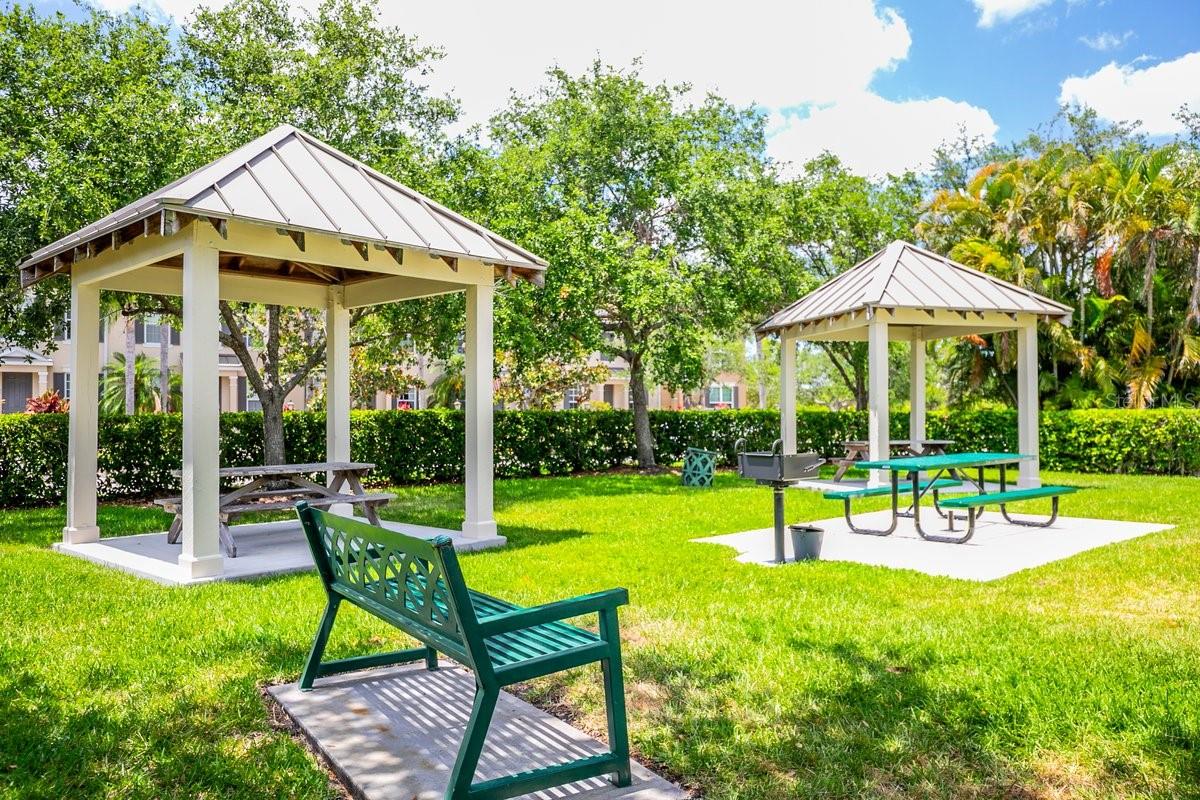 Image 28 of 43 For 11790 Fennemore Way