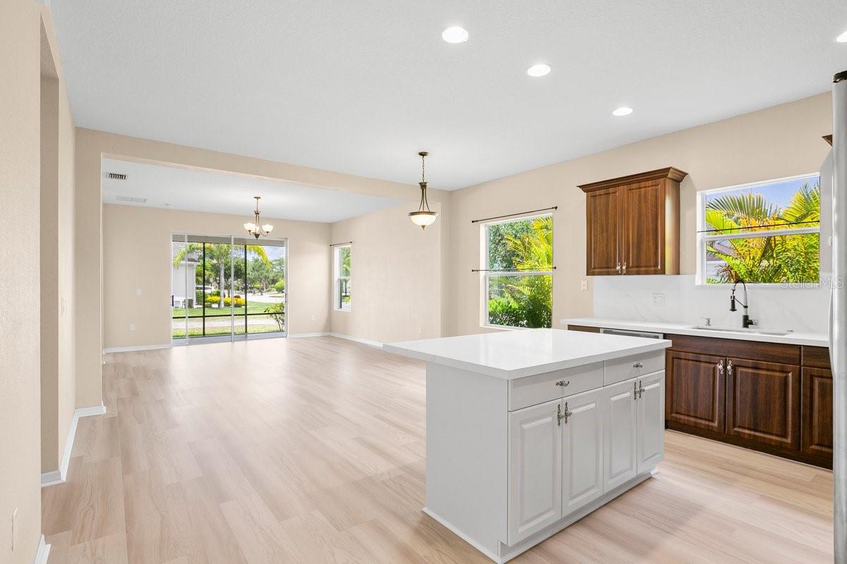 Image 8 of 43 For 11790 Fennemore Way