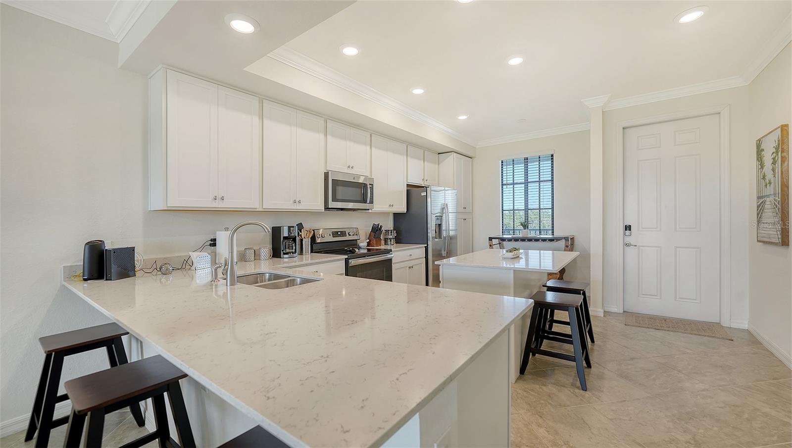 Image 14 of 49 For 17510 Gawthrop Drive 305