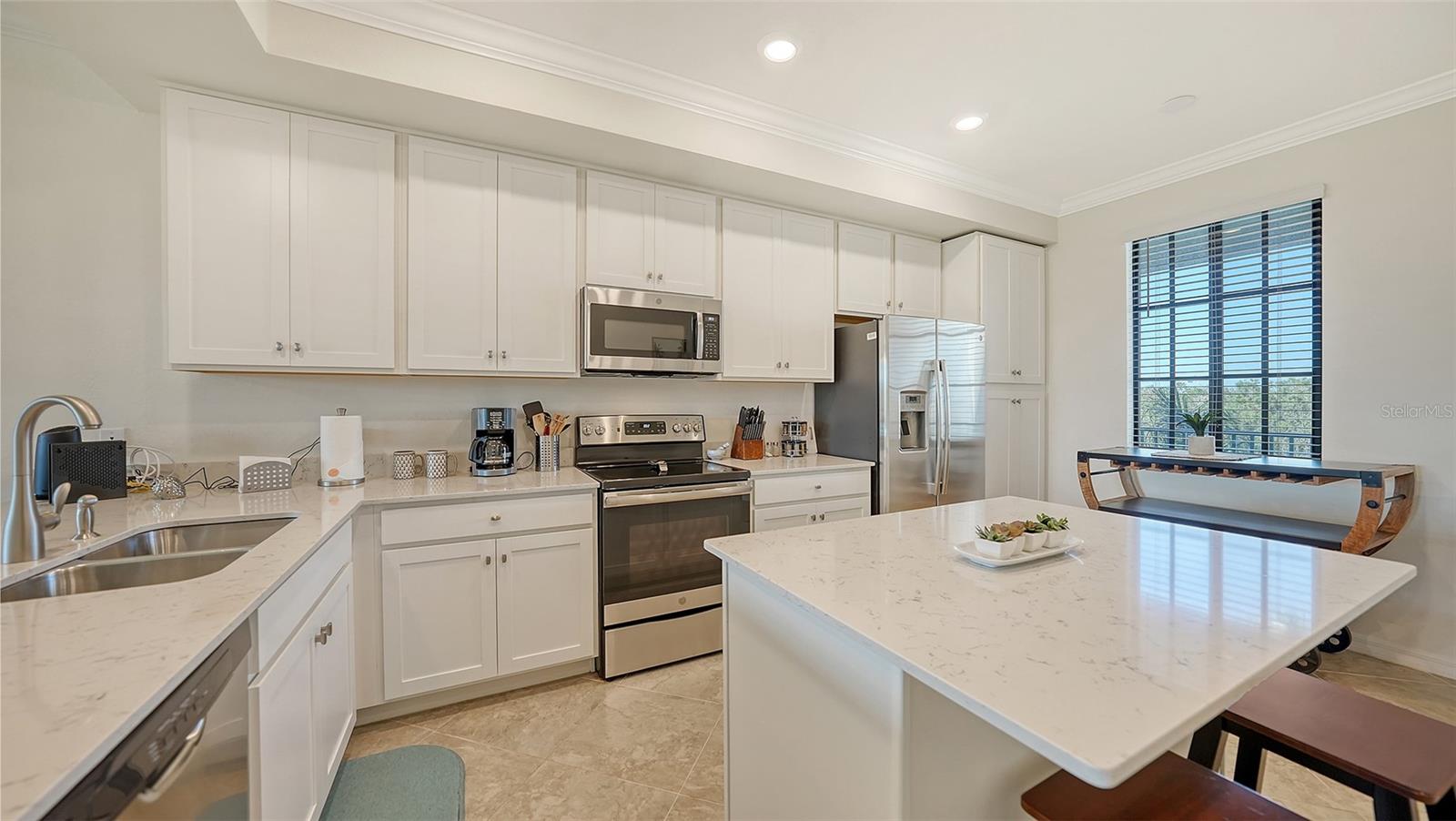 Image 16 of 49 For 17510 Gawthrop Drive 305