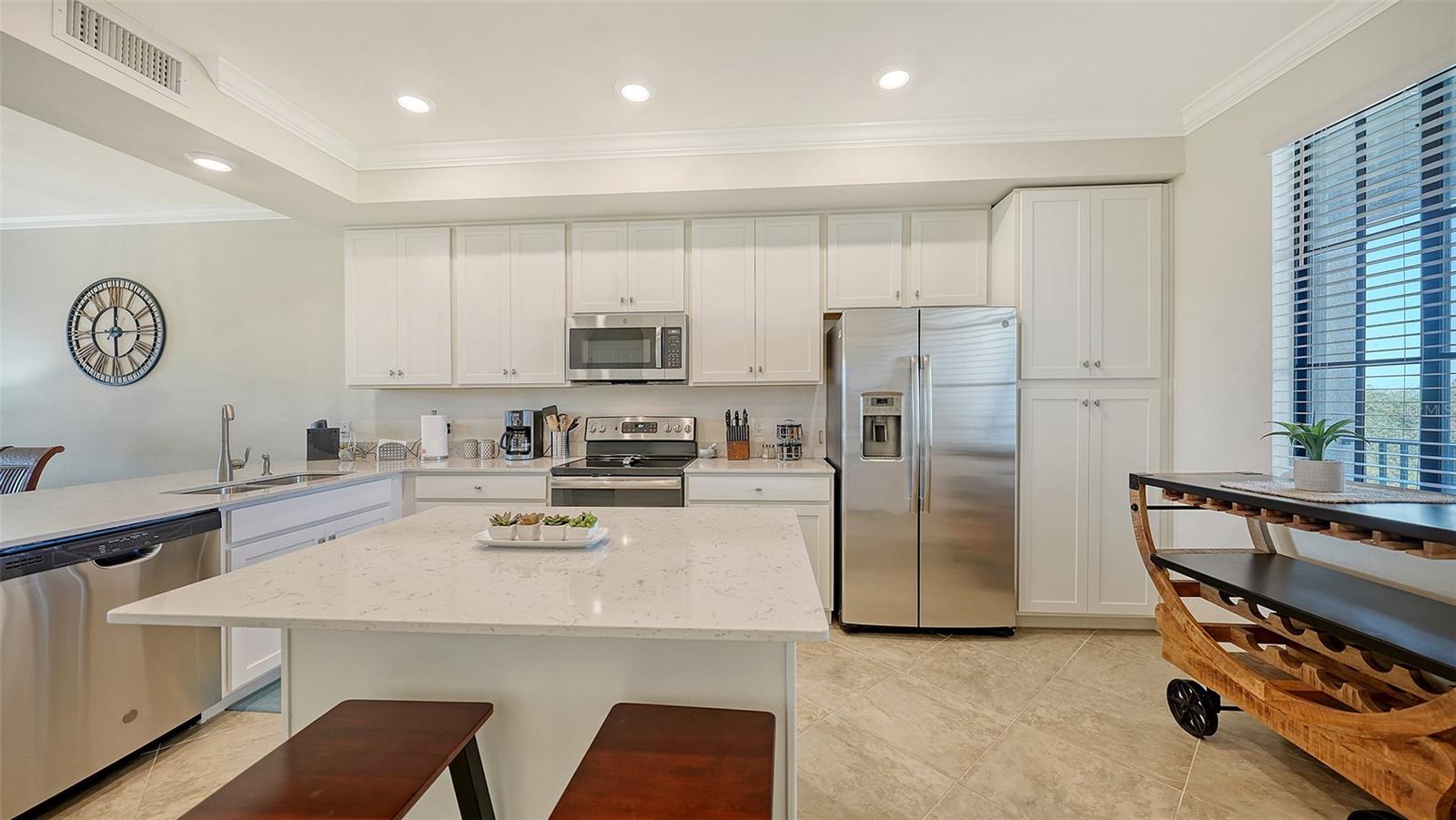 Image 17 of 49 For 17510 Gawthrop Drive 305