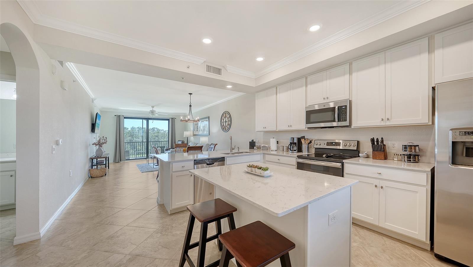 Image 19 of 49 For 17510 Gawthrop Drive 305