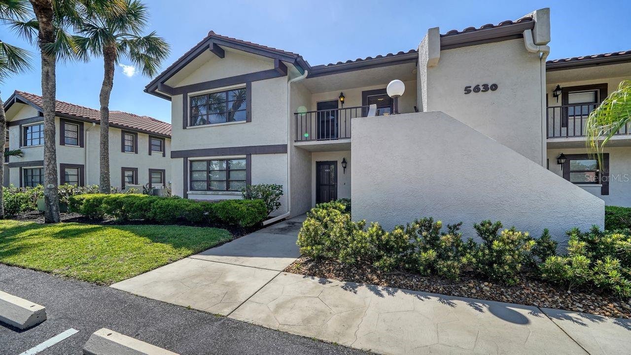 Image 2 of 39 For 5630 Golf Pointe Drive 205