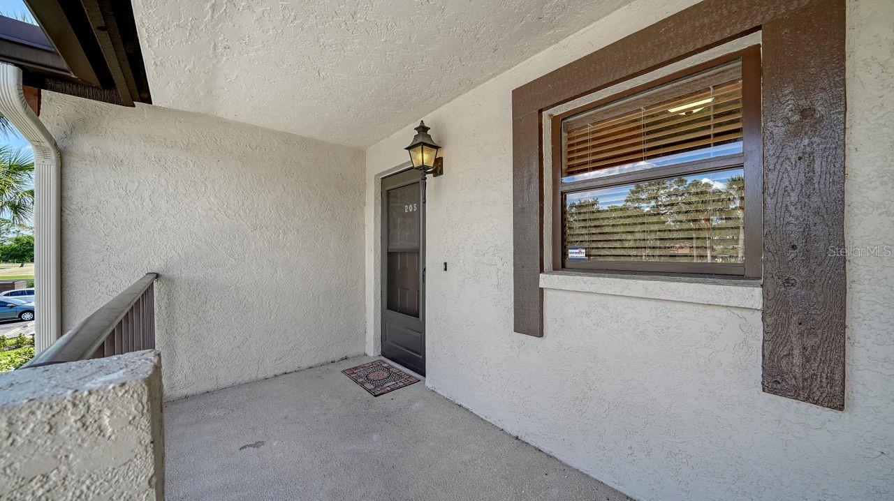 Image 3 of 39 For 5630 Golf Pointe Drive 205